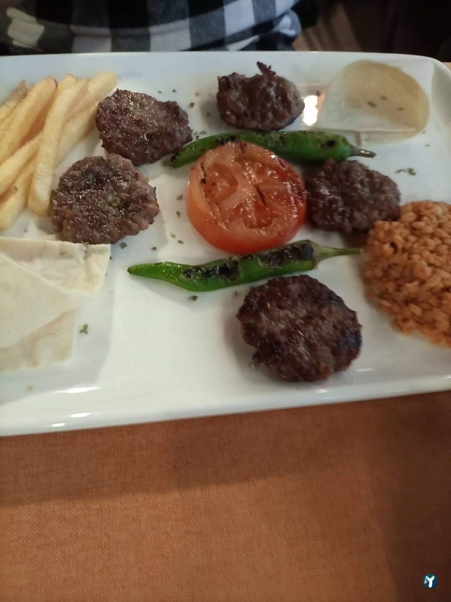 Üniversite Restorant