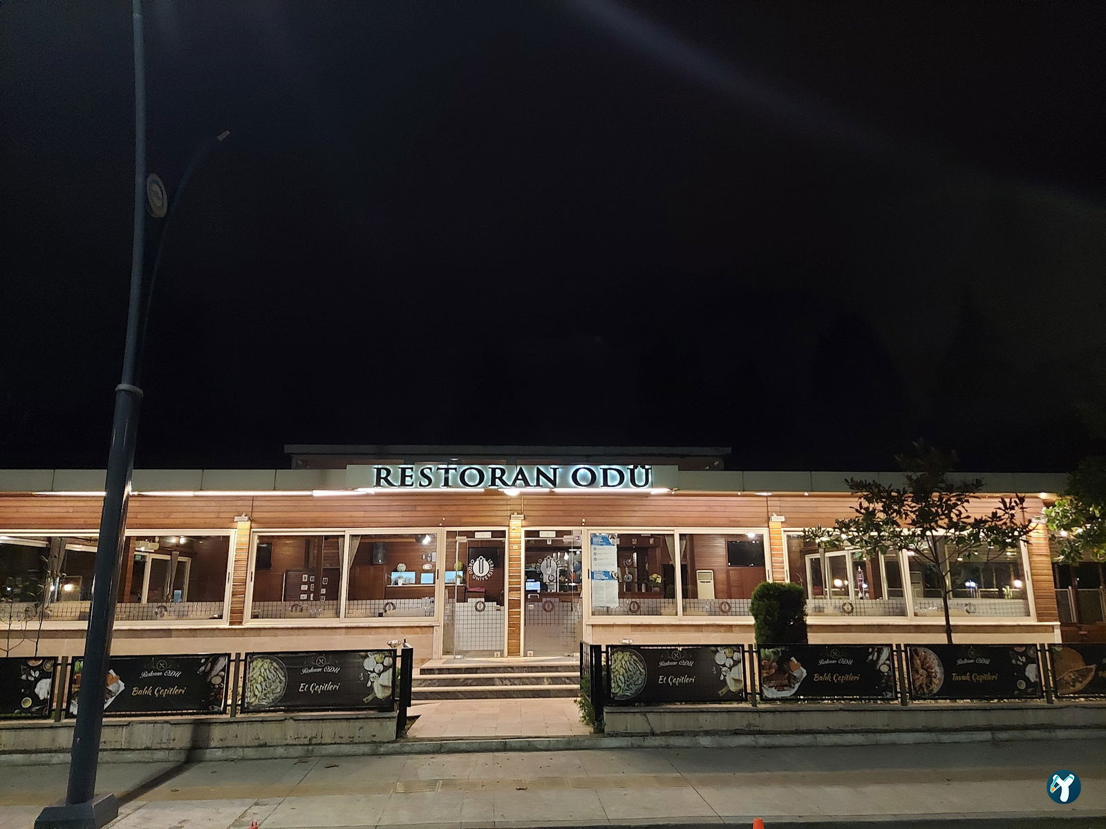 Üniversite Restorant