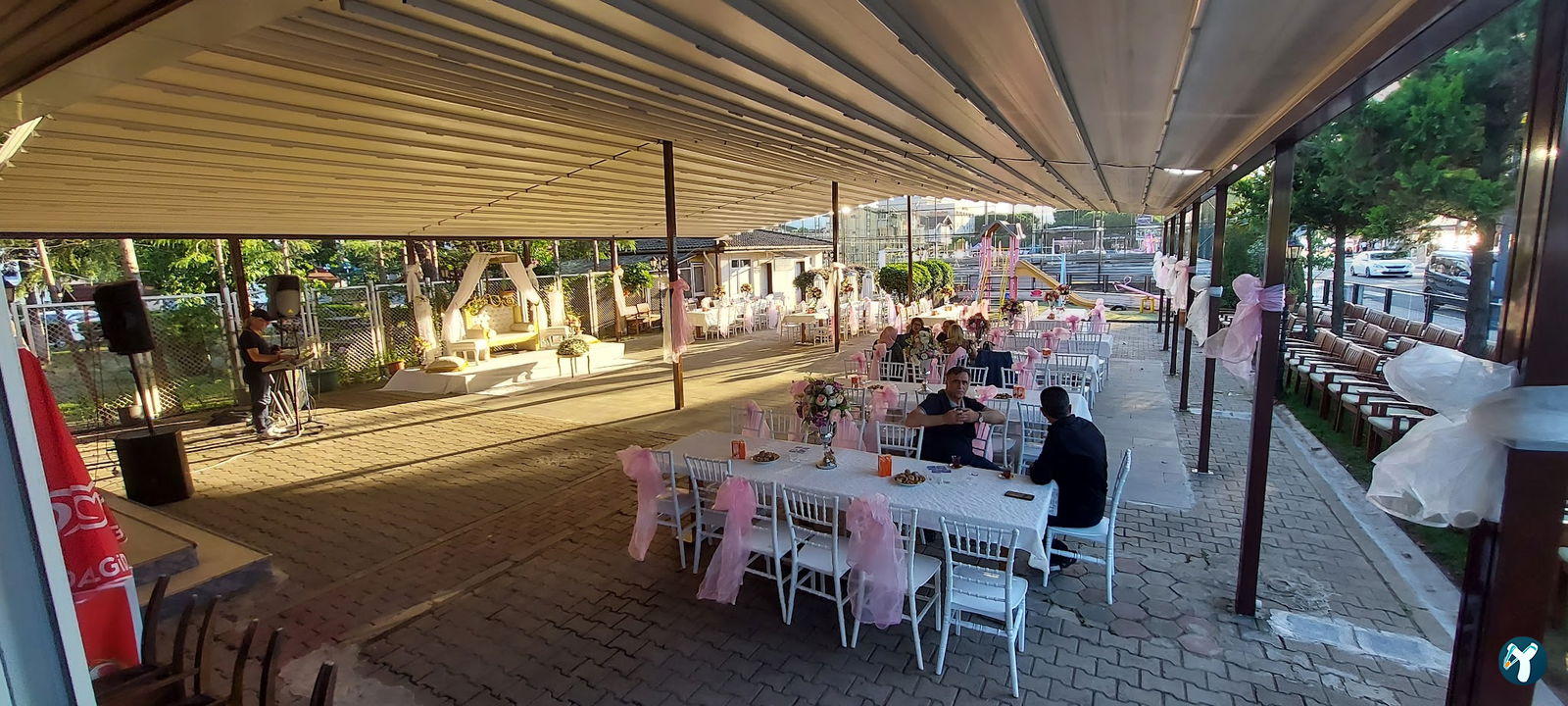 Üniversite Restorant