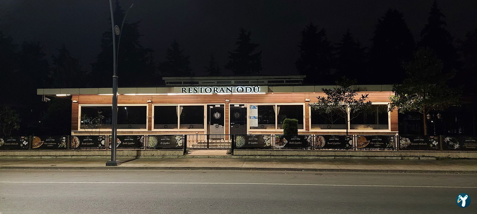 Üniversite Restorant