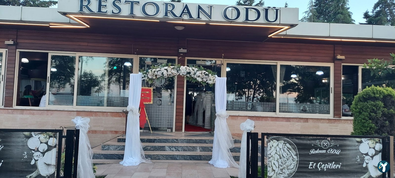Üniversite Restorant