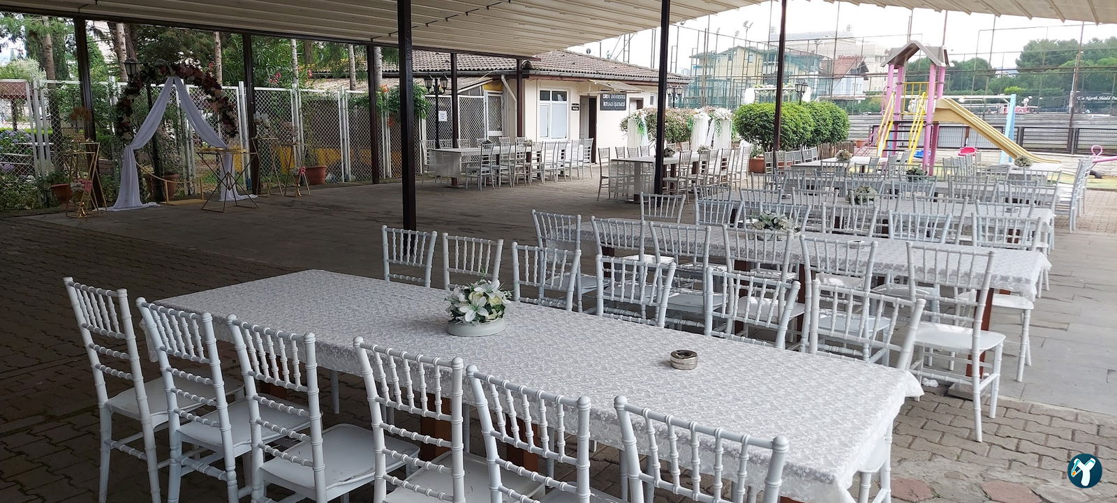 Üniversite Restorant