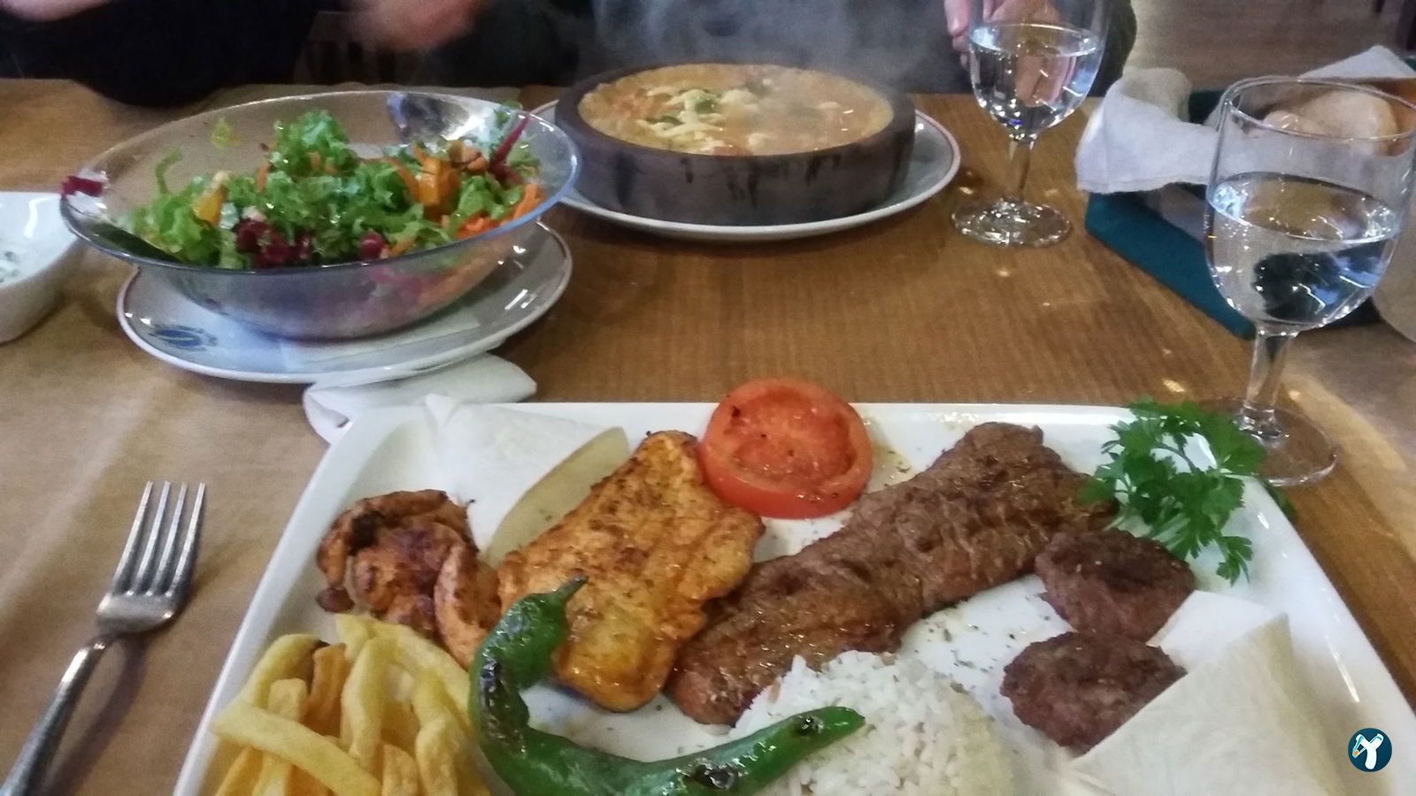 Üniversite Restorant
