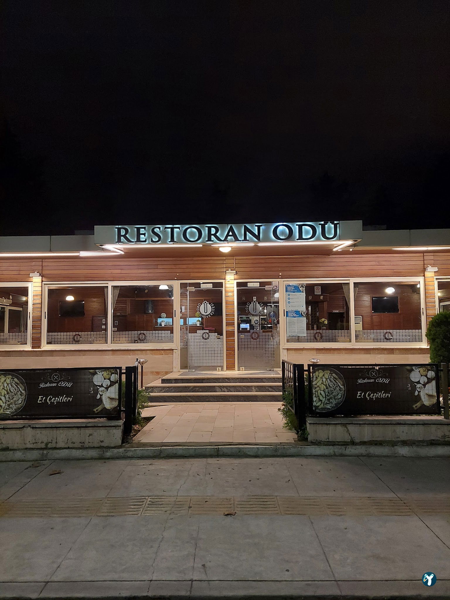 Üniversite Restorant