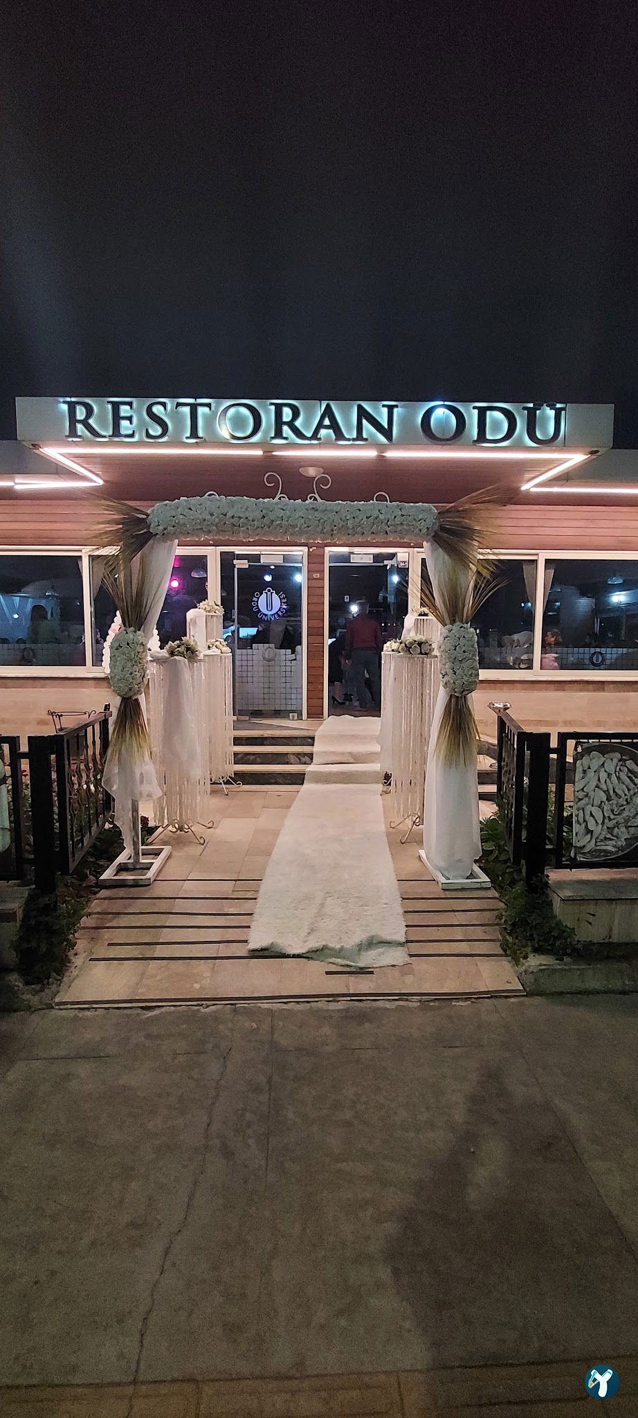 Üniversite Restorant