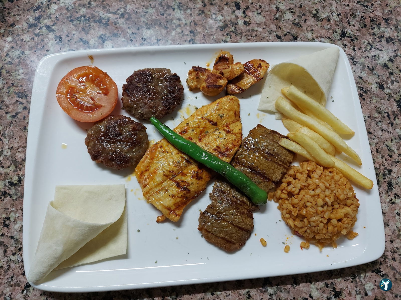 Üniversite Restorant