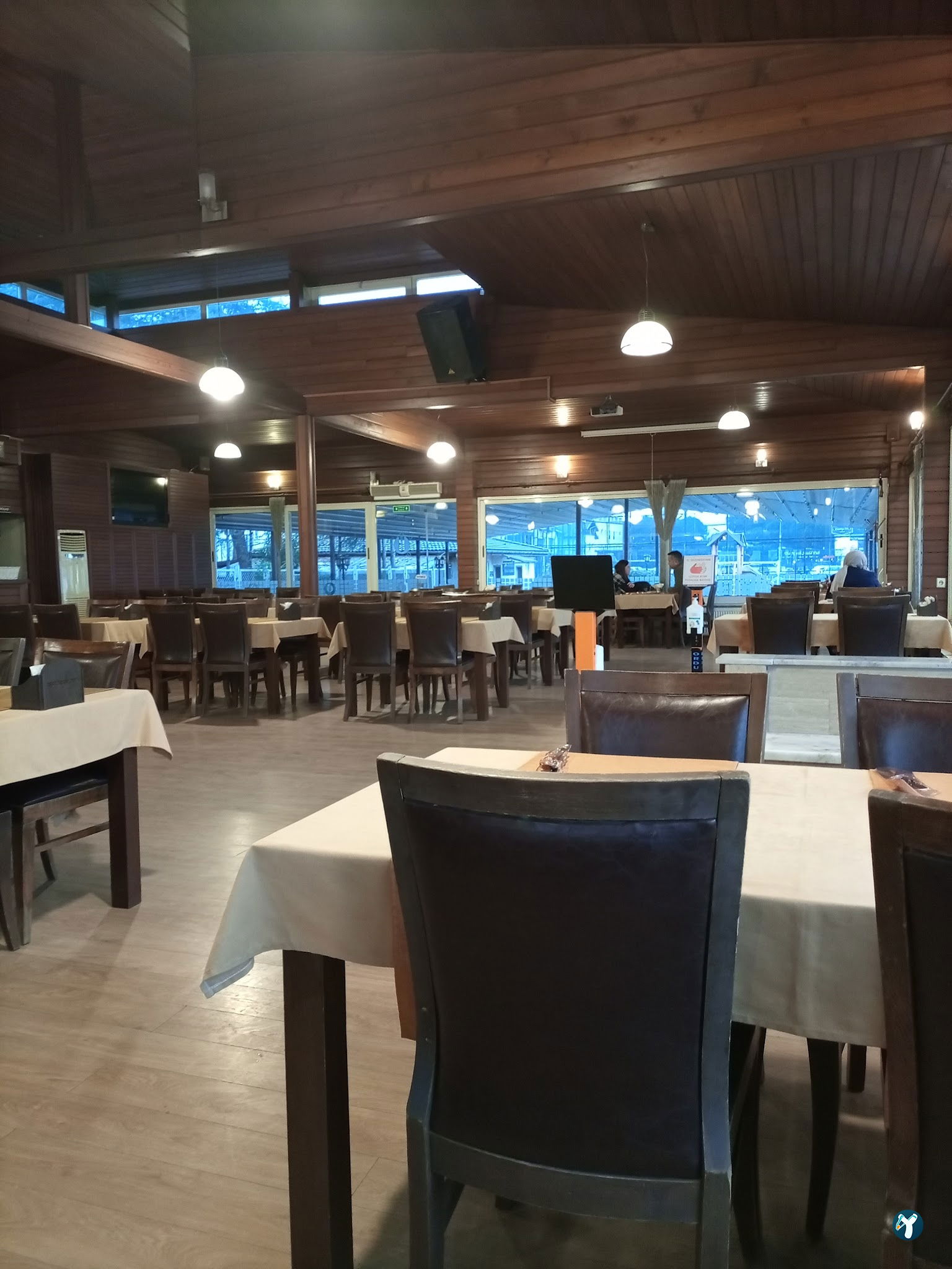 Üniversite Restorant