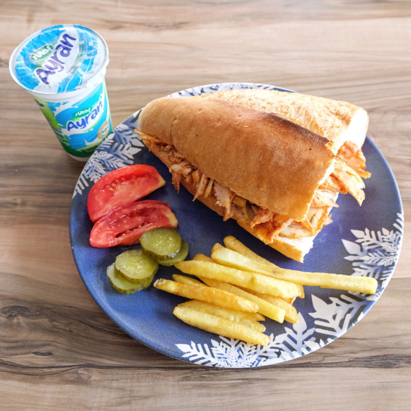Yarım Ekmek Arası Tavuk Döner Menü