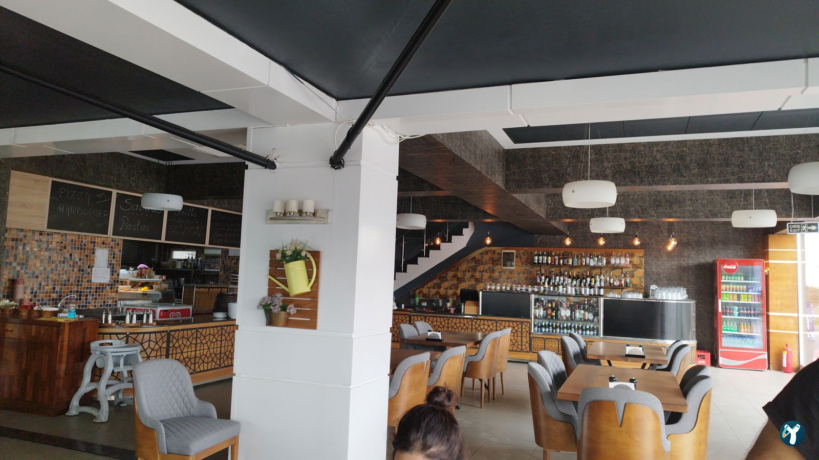 Mars Cafe Restaurant - Shisha Lounge Bar