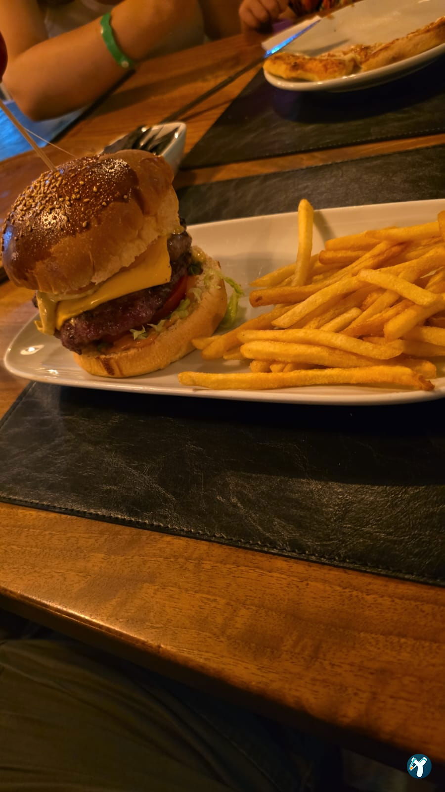 Mars Cafe Restaurant - Shisha Lounge Bar