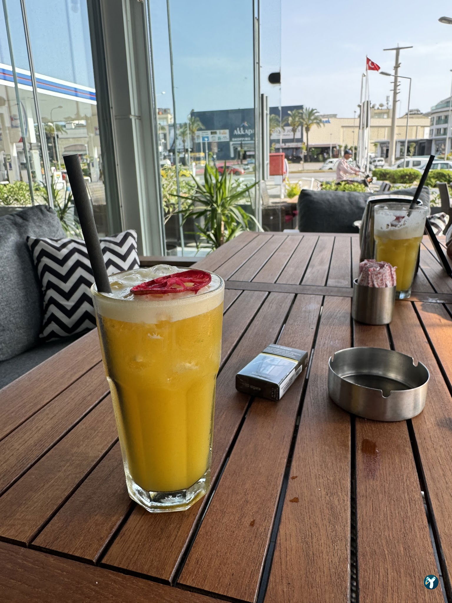 Mars Cafe Restaurant - Shisha Lounge Bar