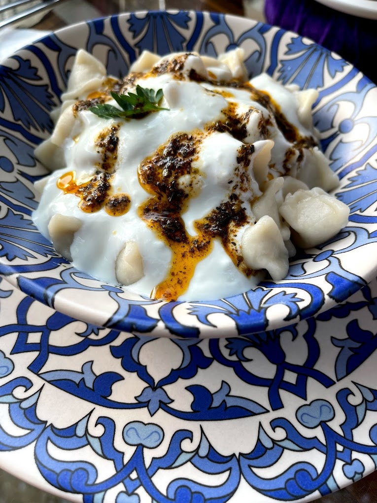 Mor Fesli Kafe ve Restoran