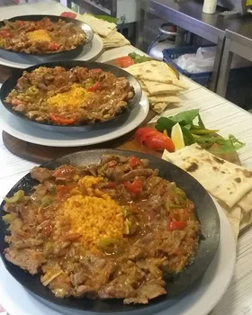 Bayram Et Tantuni Kokoreç resimleri Bayram Et Tantuni Kokoreç resimleri