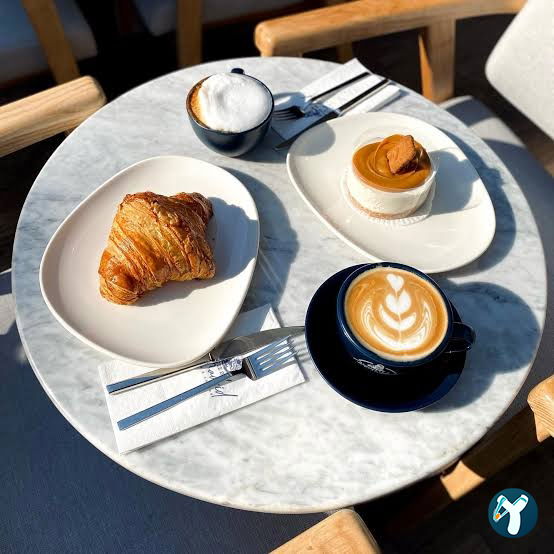 Coffee De Madrid Koç İkiz Kuleleri