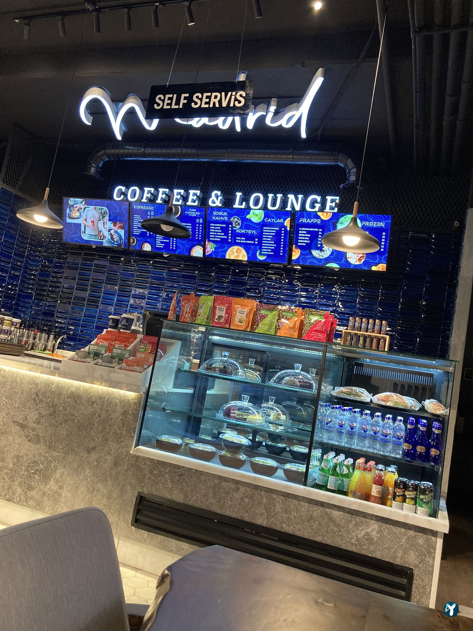 Coffee De Madrid Koç İkiz Kuleleri