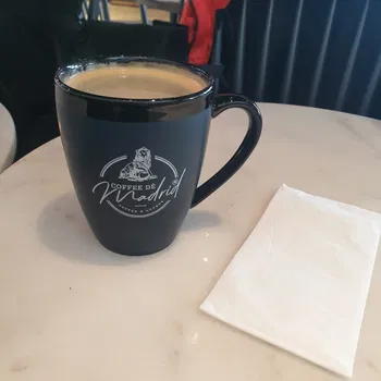 Coffee De Madrid Koç İkiz Kuleleri resimleri