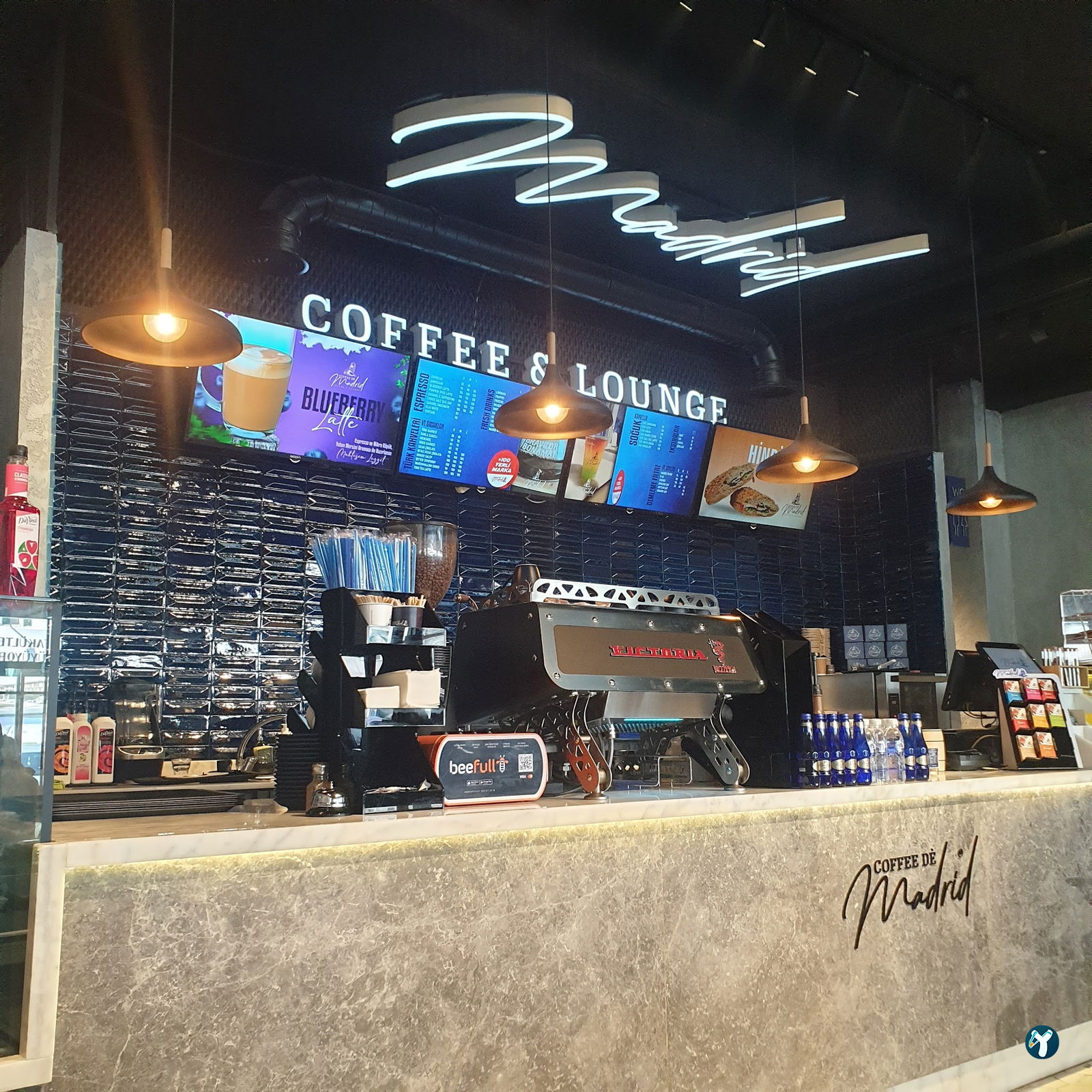 Coffee De Madrid Koç İkiz Kuleleri