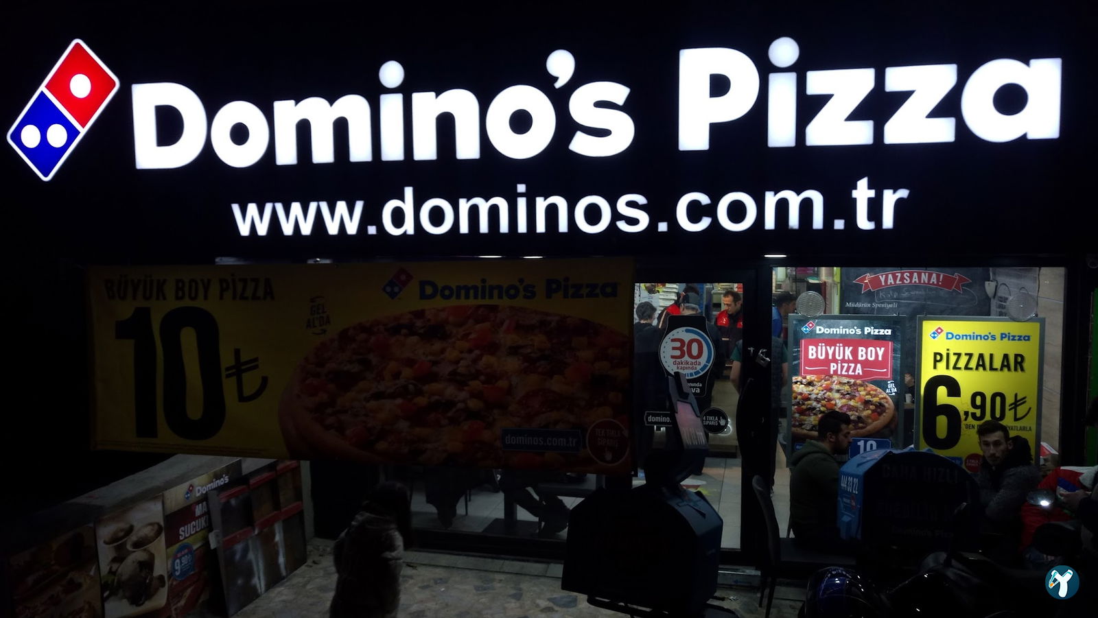 Domino'S Pizza Zuhuratbaba