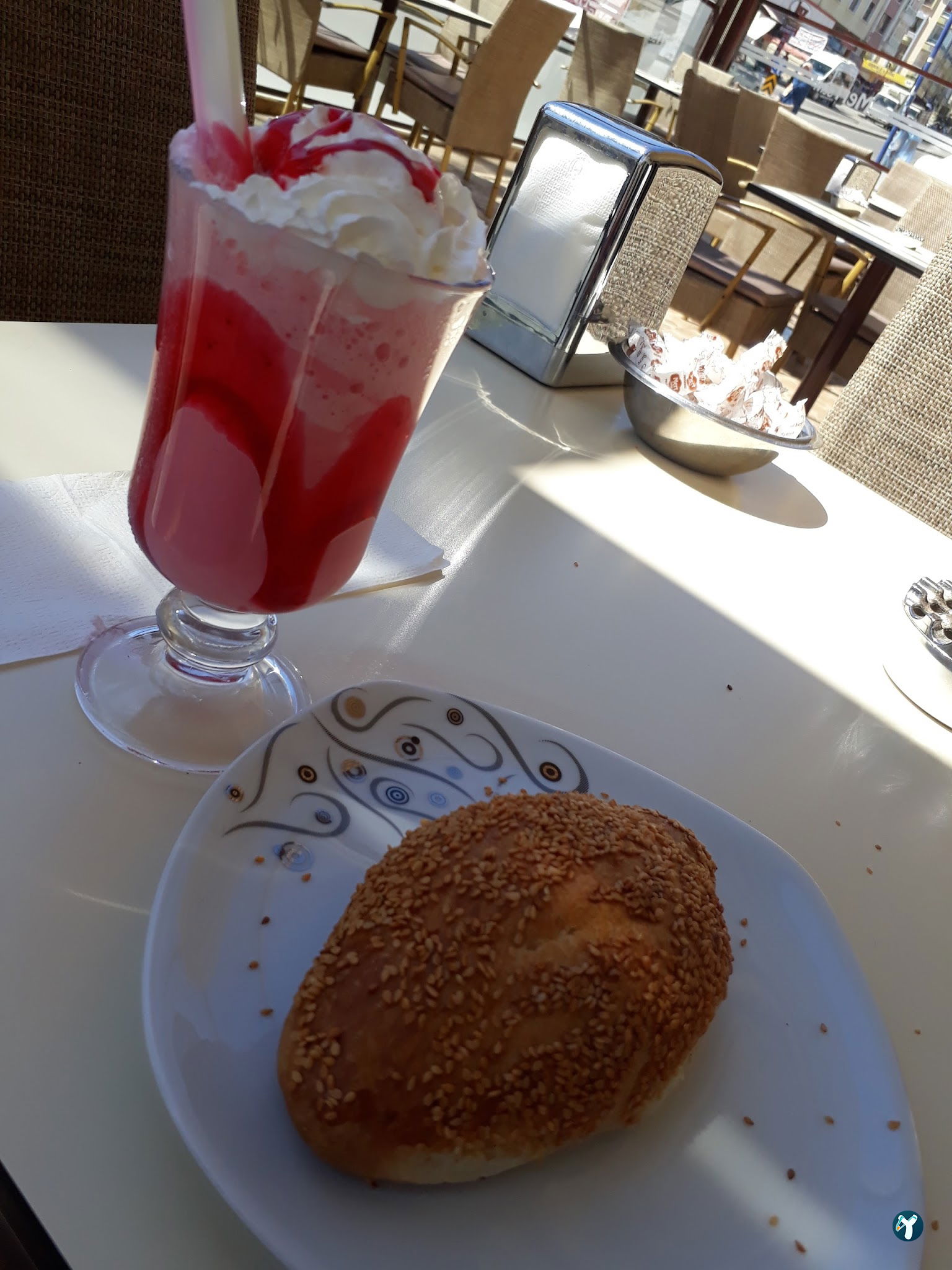 Mert Selvi̇ Pastanesi̇ (Atapark)