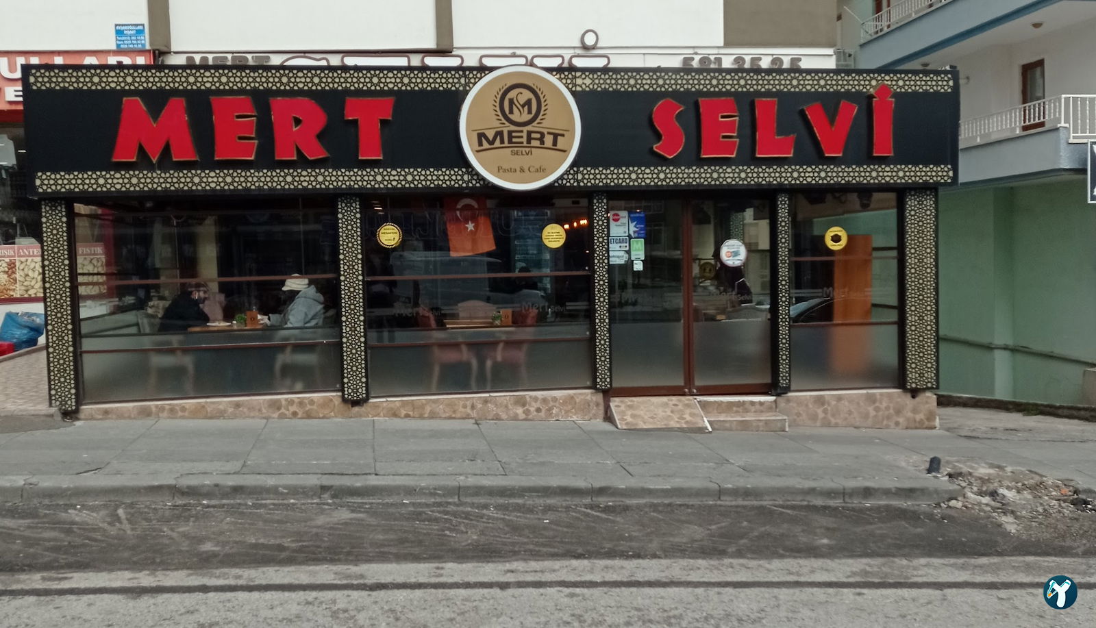 Mert Selvi̇ Pastanesi̇ (Atapark)