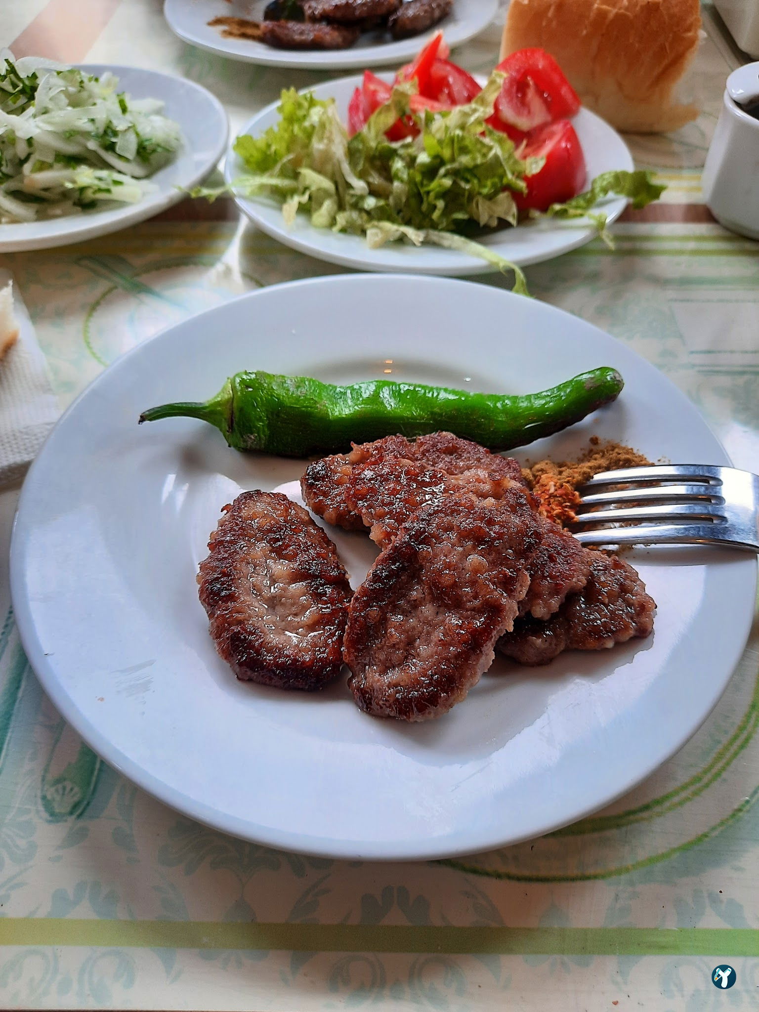 Şamlılı Köfte