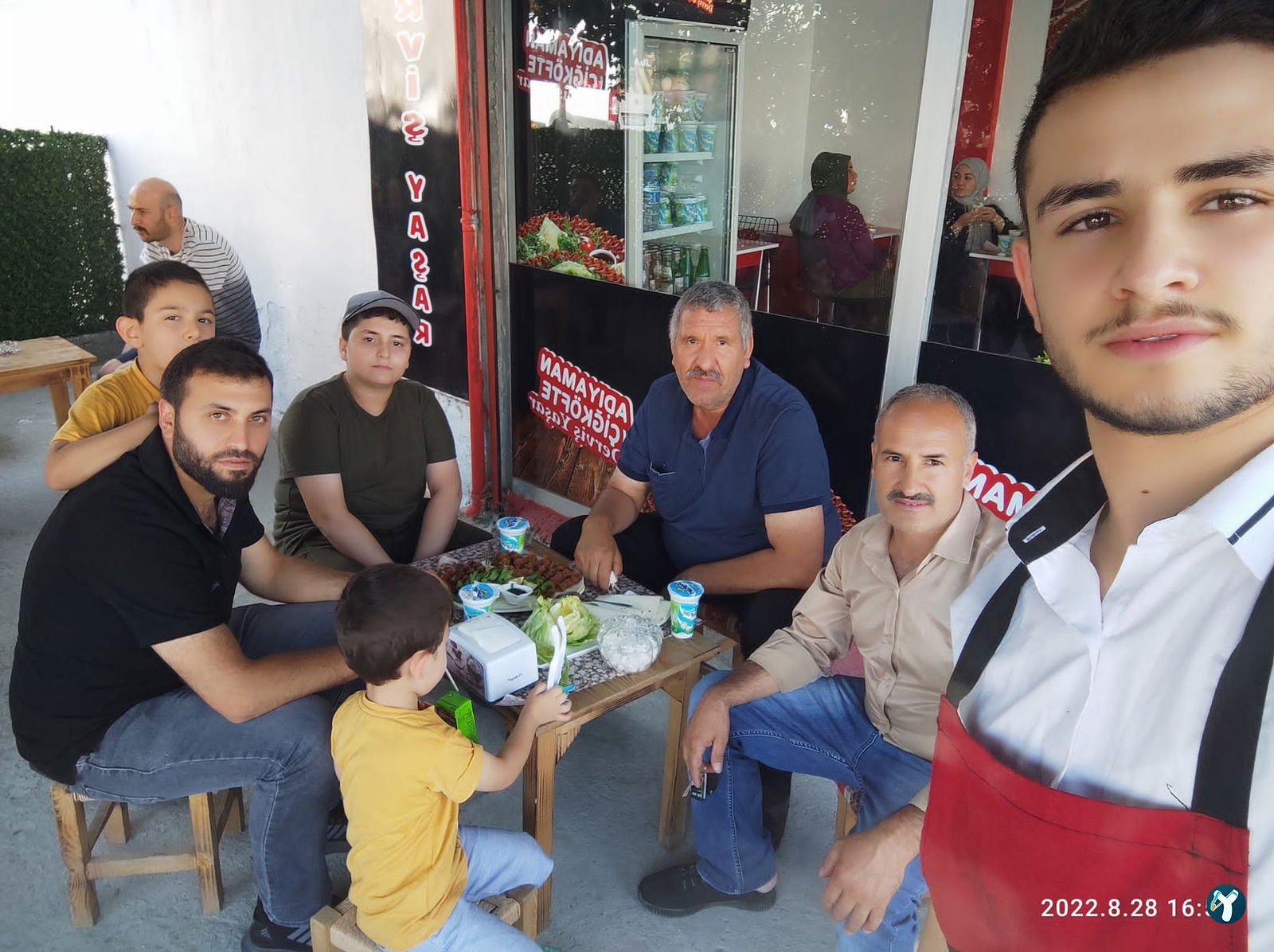 Adiyaman Çi̇ğköfteci̇si̇ Taşoluk Dervi̇ş Yaşar Osman Usta