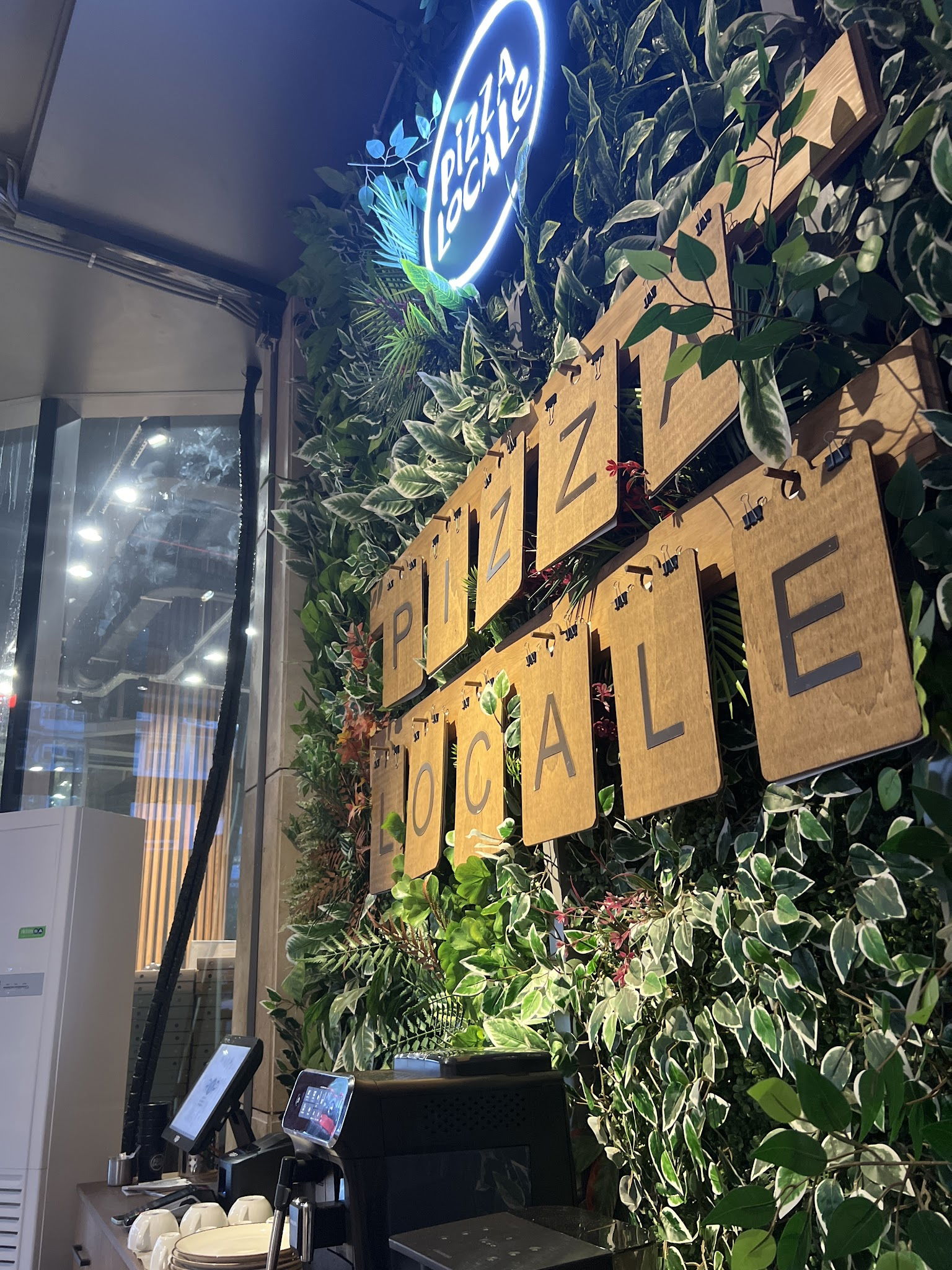 Pizza Locale Üsküdar