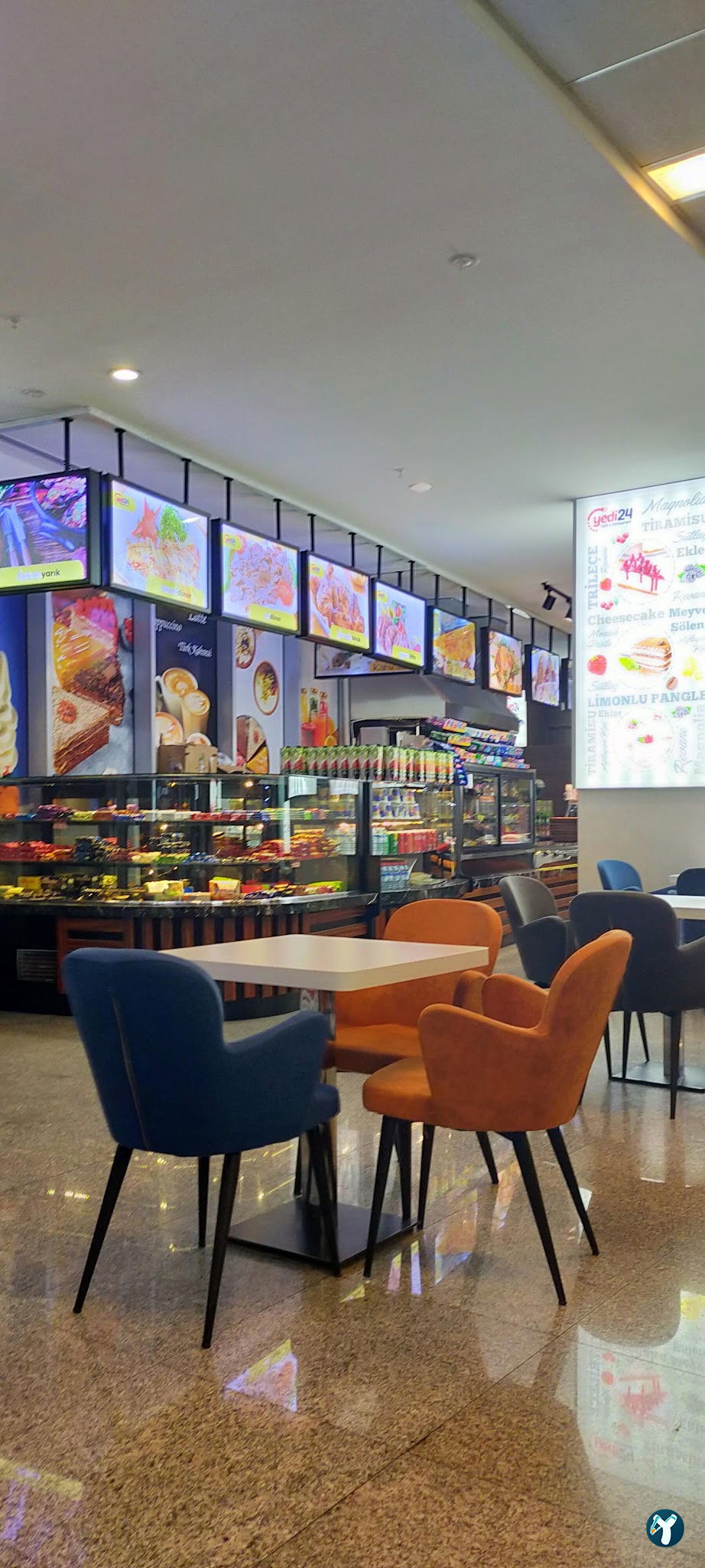 Yedi24 Cafe&Restaurant