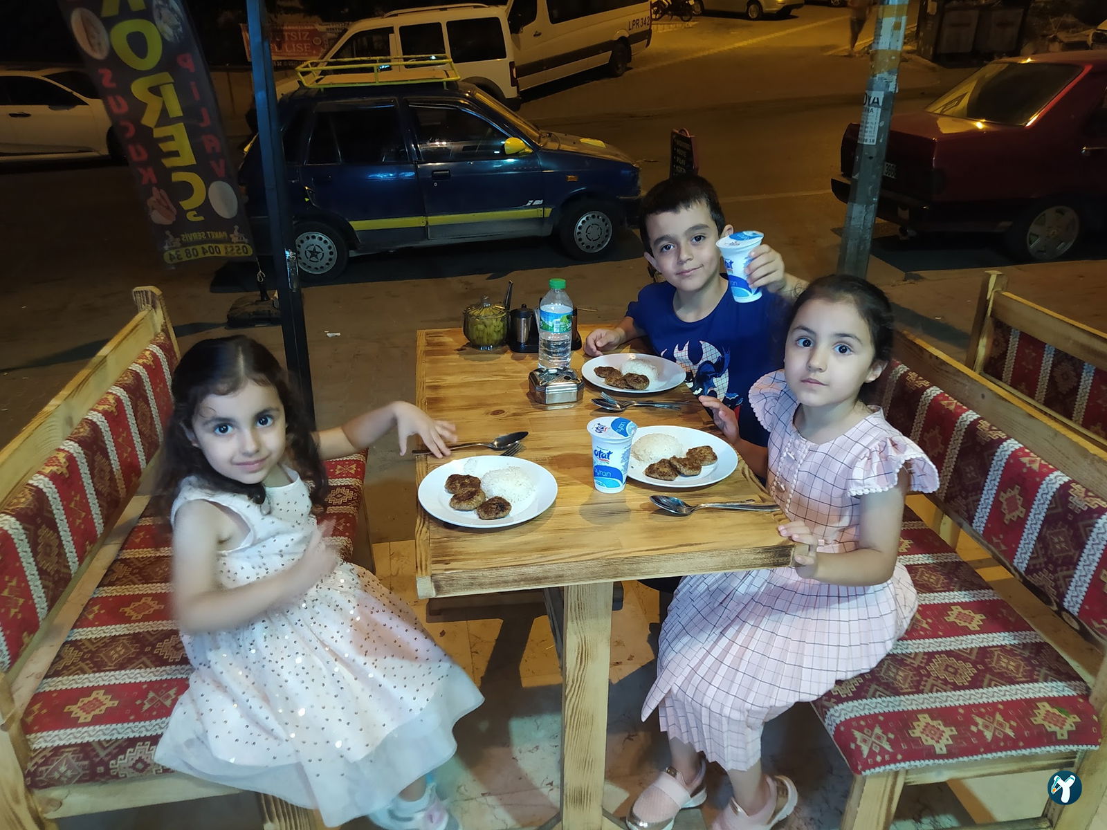 Badem Kokereç&Pilav & Midye &Köfte