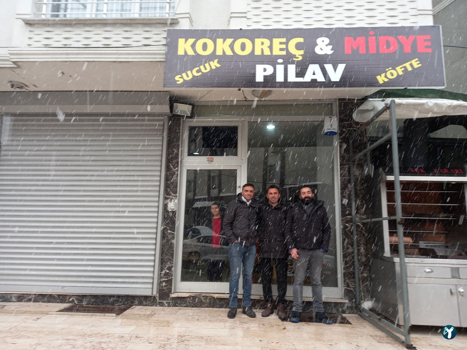 Badem Kokereç&Pilav & Midye &Köfte