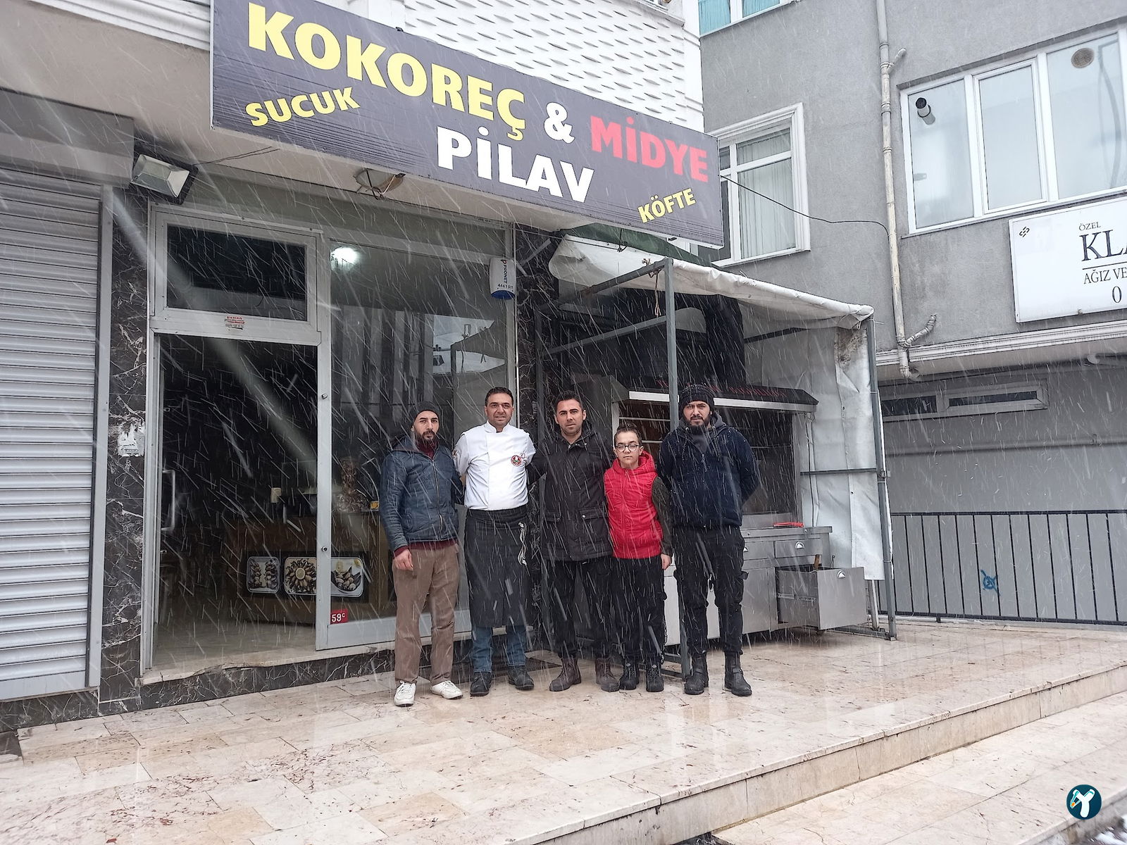 Badem Kokereç&Pilav & Midye &Köfte