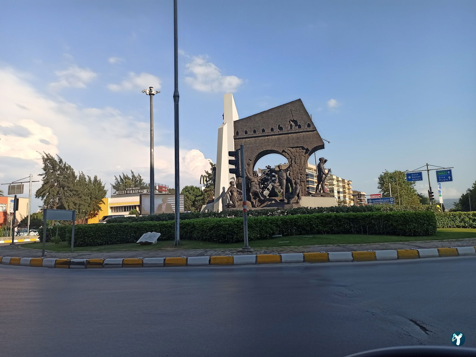 Aydın Atatürk Kent Meydanı