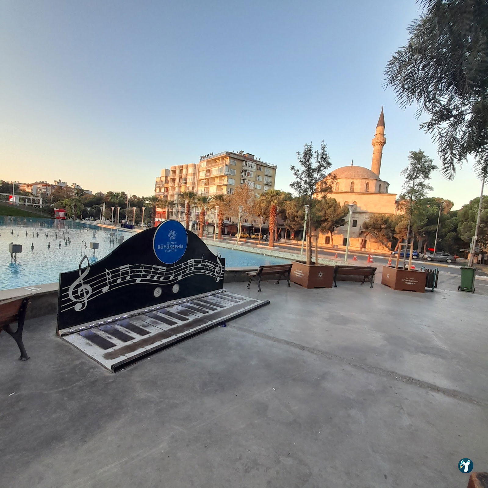 Aydın Atatürk Kent Meydanı