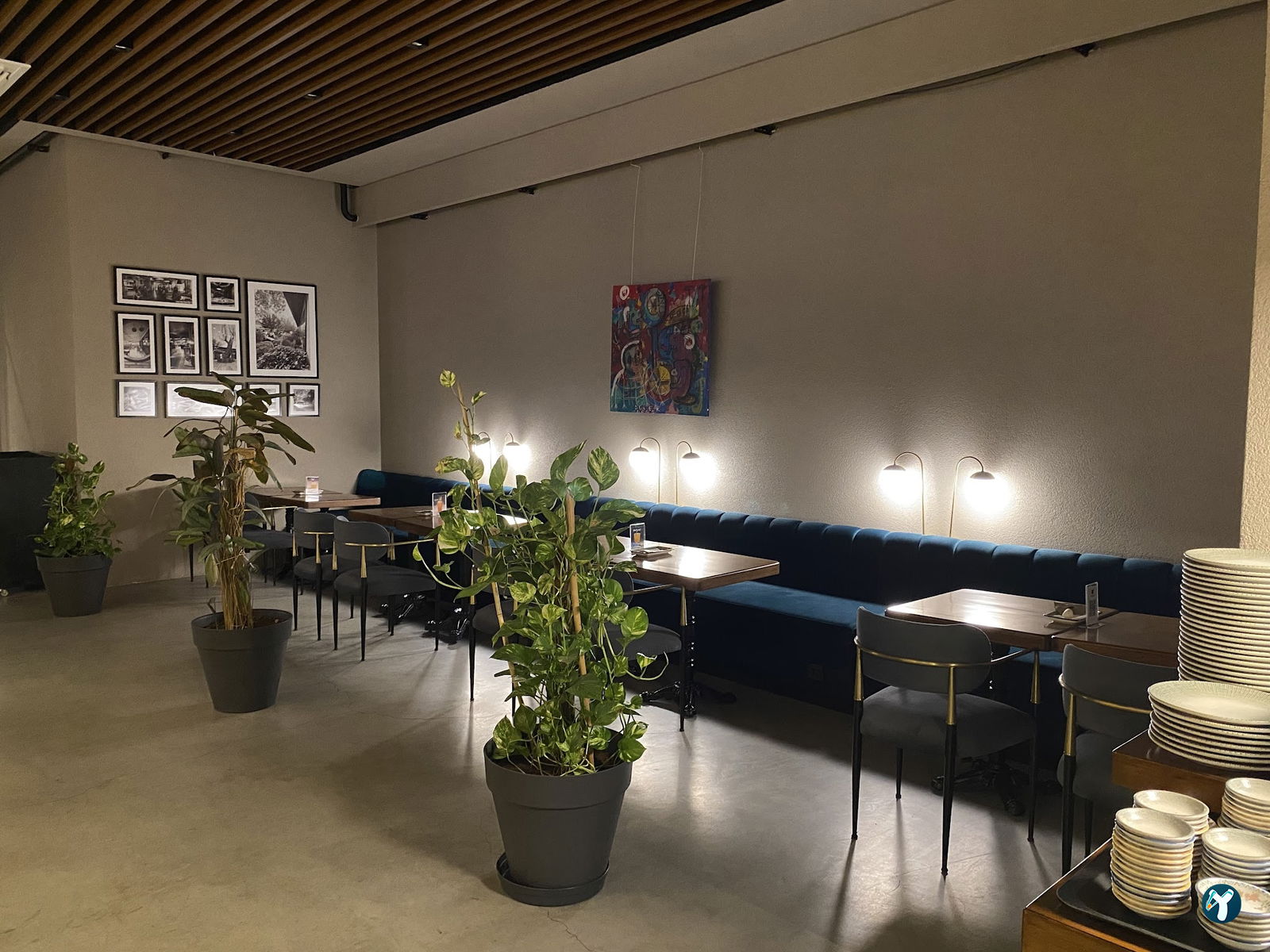 Friends Cafe