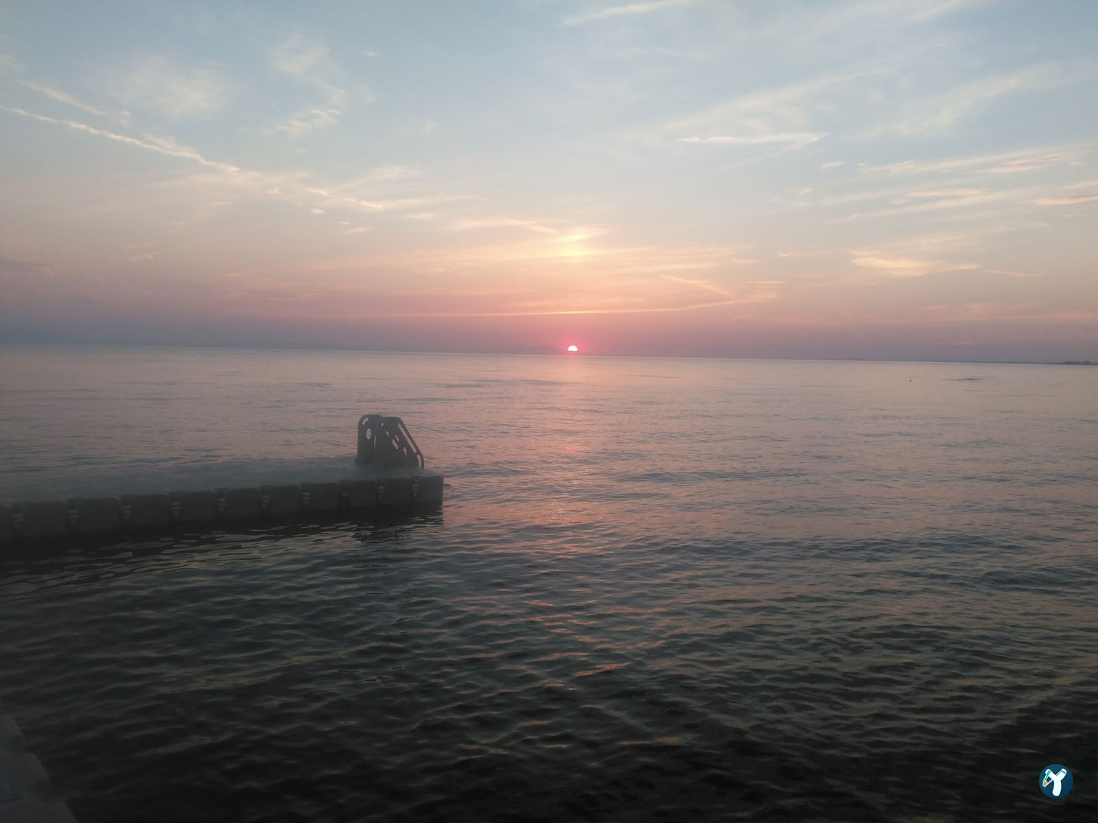 Marina Restaurant & Cafe & Beach