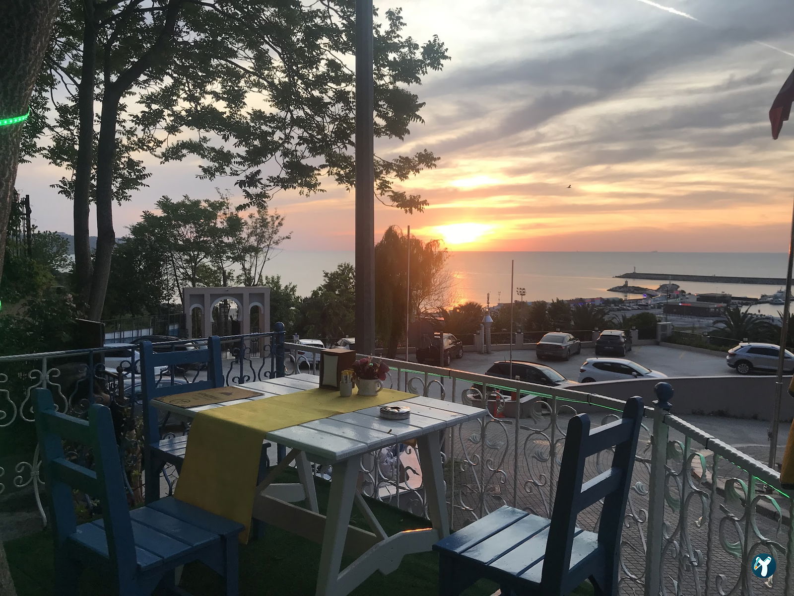 Şile Hanımeli Antik Cafe