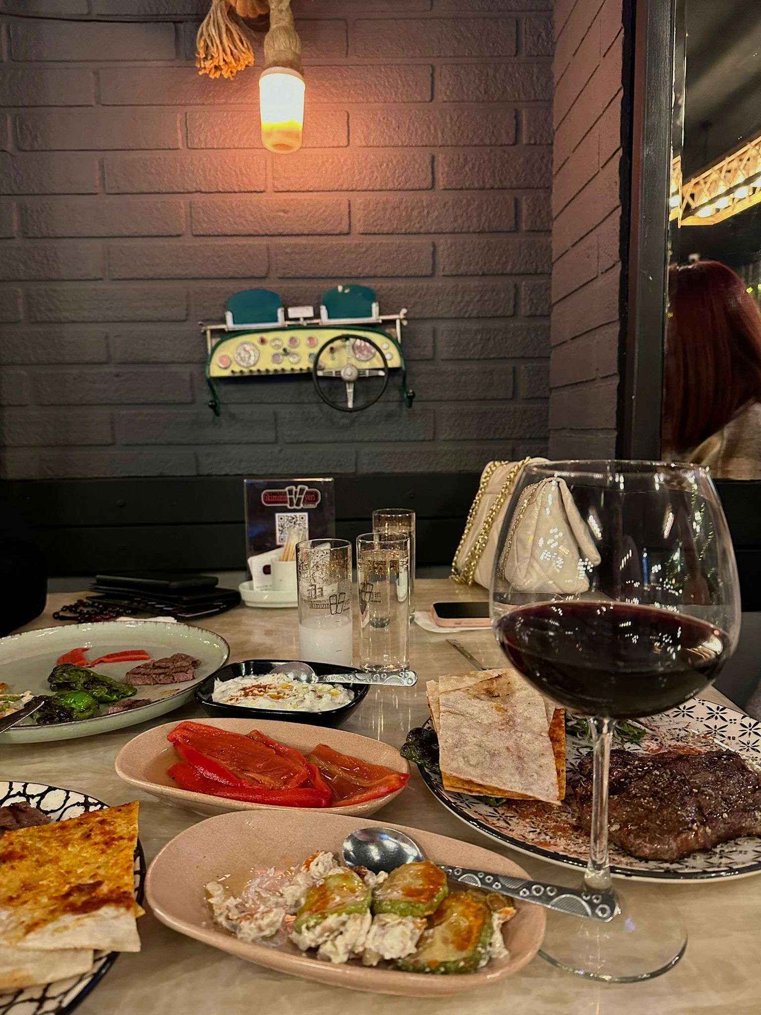 İkimizinyeri Ocakbaşı