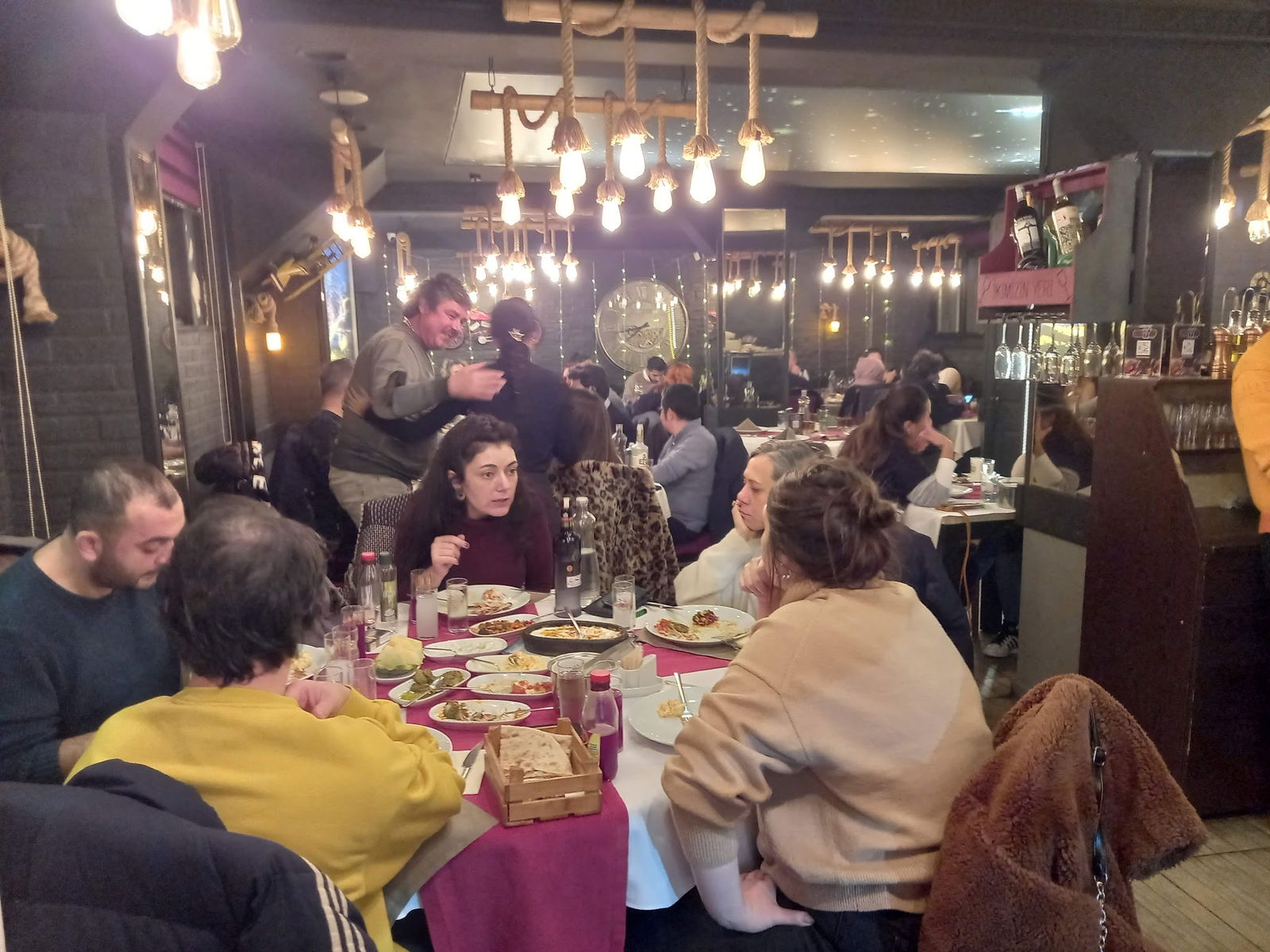 İkimizinyeri Ocakbaşı