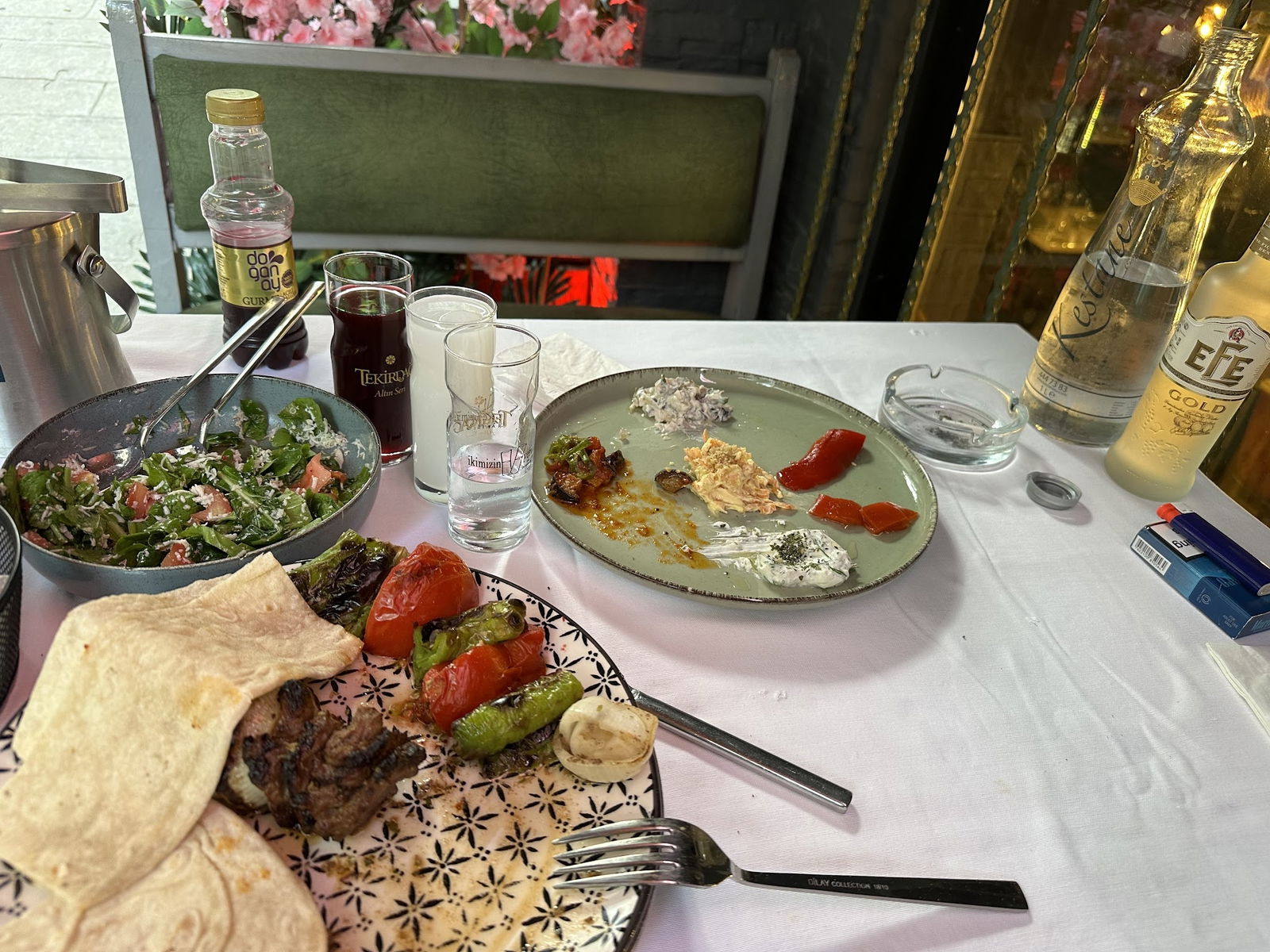 İkimizinyeri Ocakbaşı