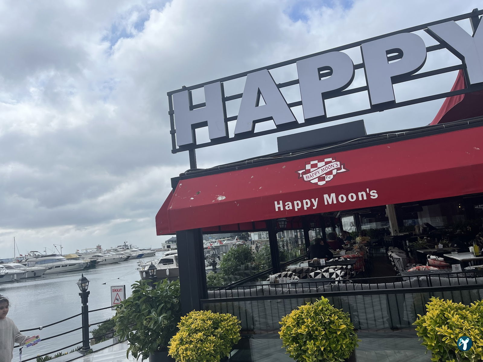 Happy Moon'S