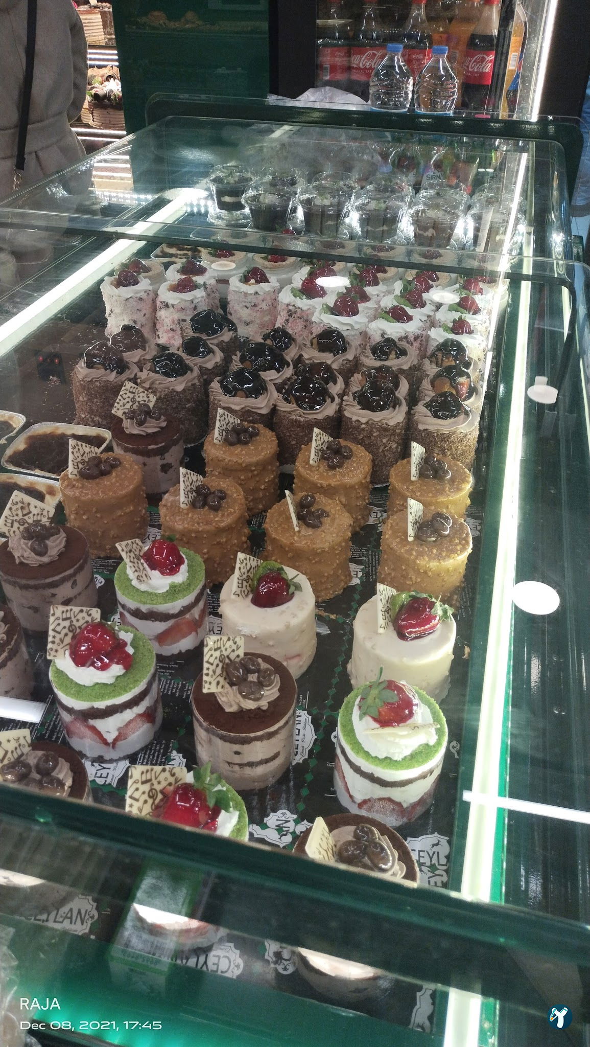 Yaren Cafe Restaurant