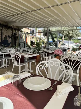 Sauvignon Restaurant resimleri