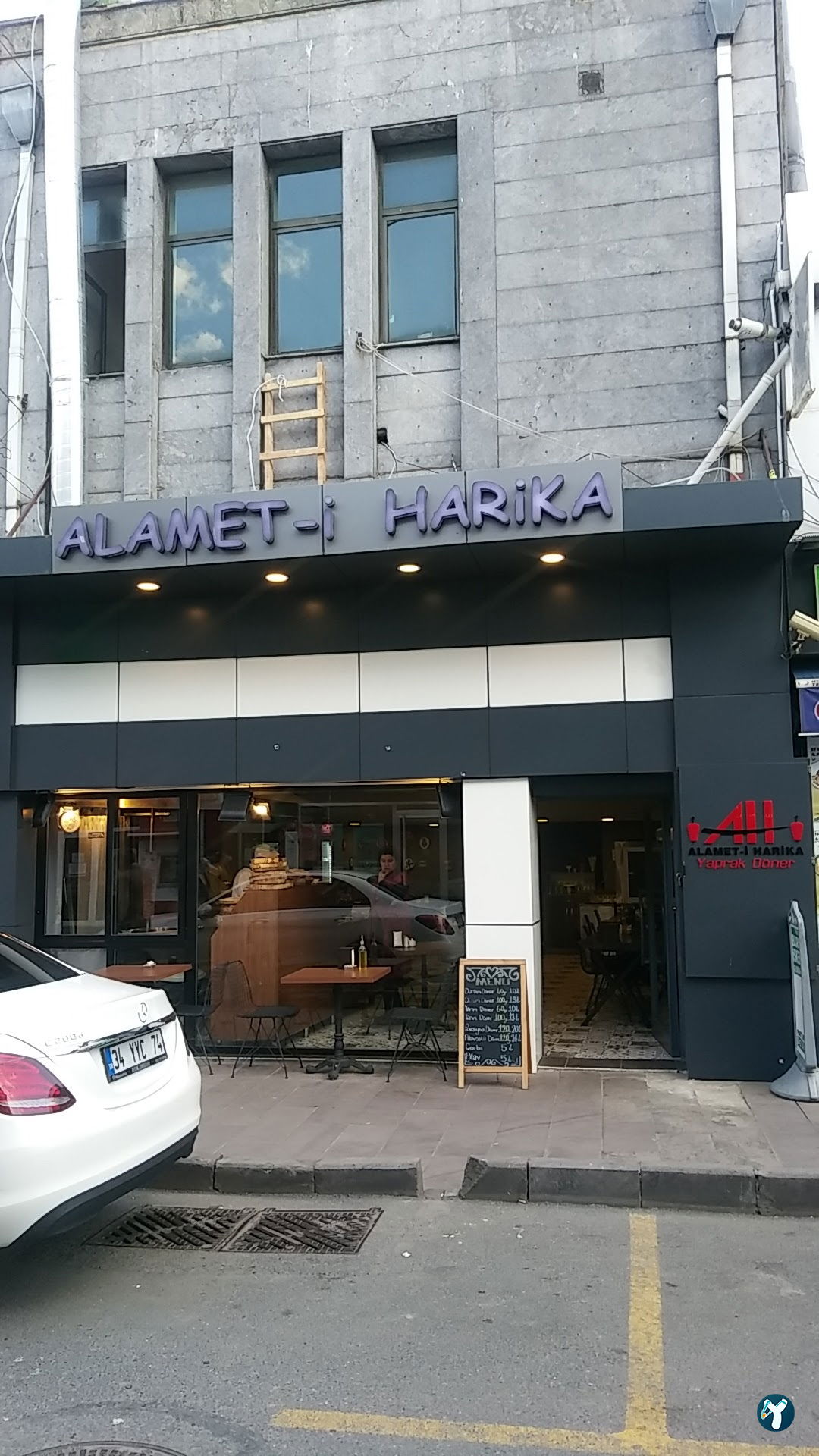 Alamet-I Harika Yaprak Döner