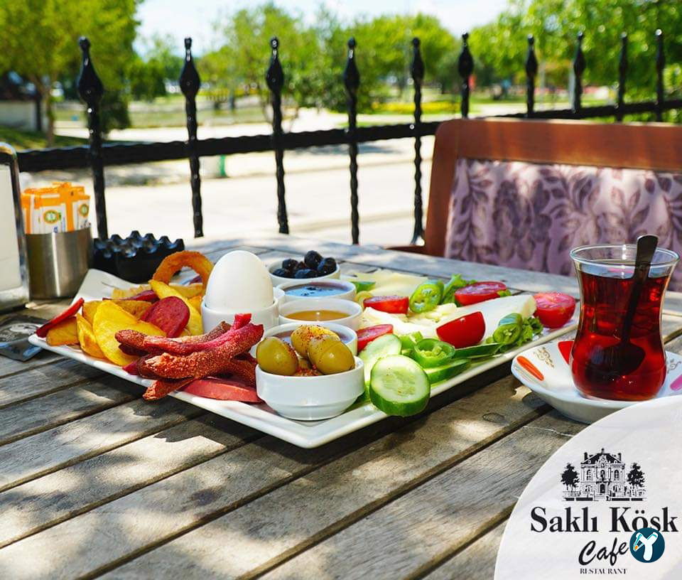 Saklı Köşk