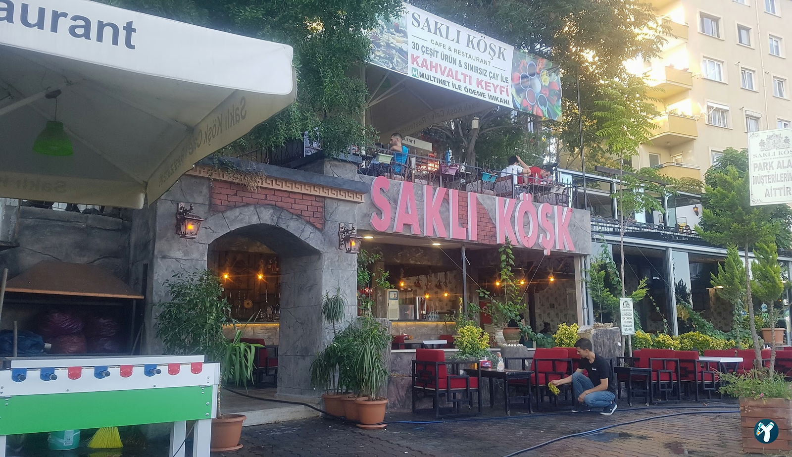 Saklı Köşk