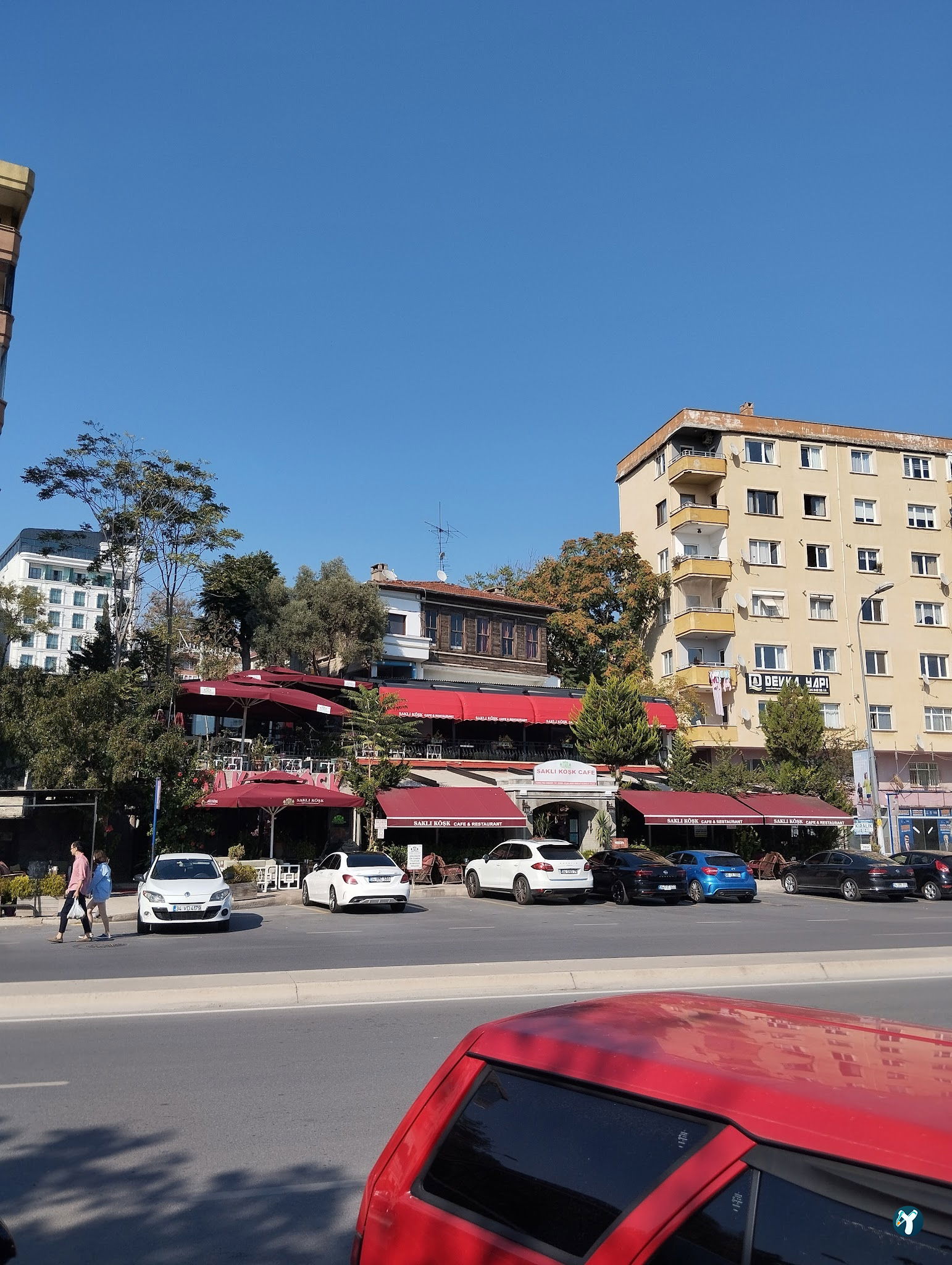 Saklı Köşk