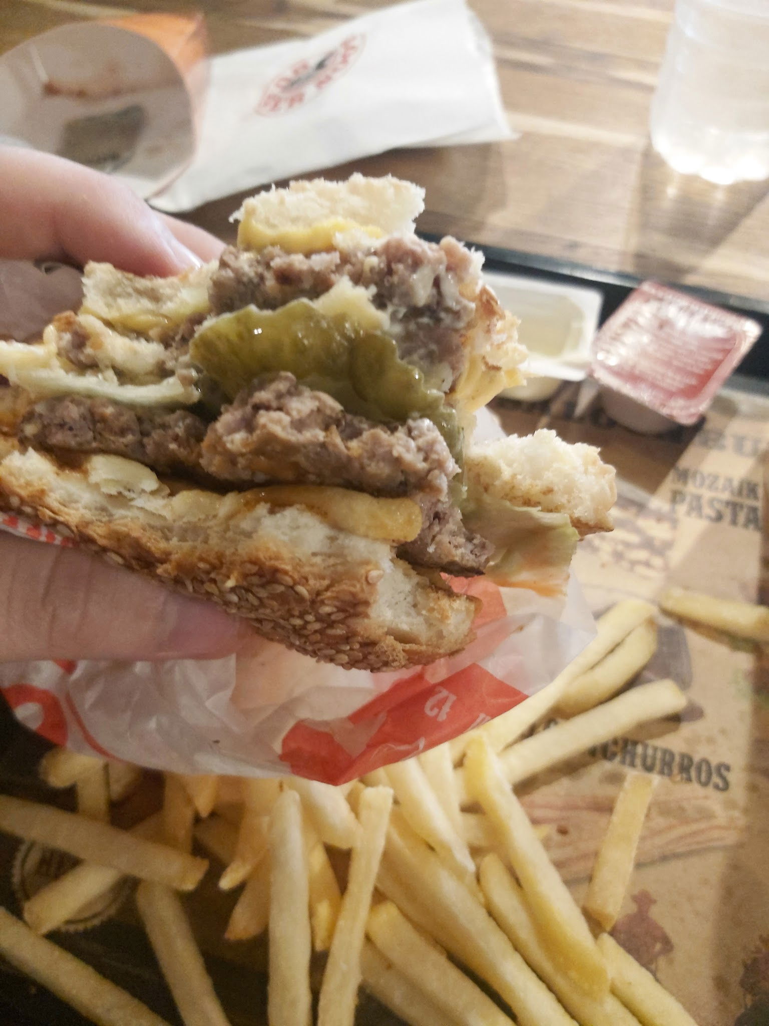 Saloon Burger Üsküdar