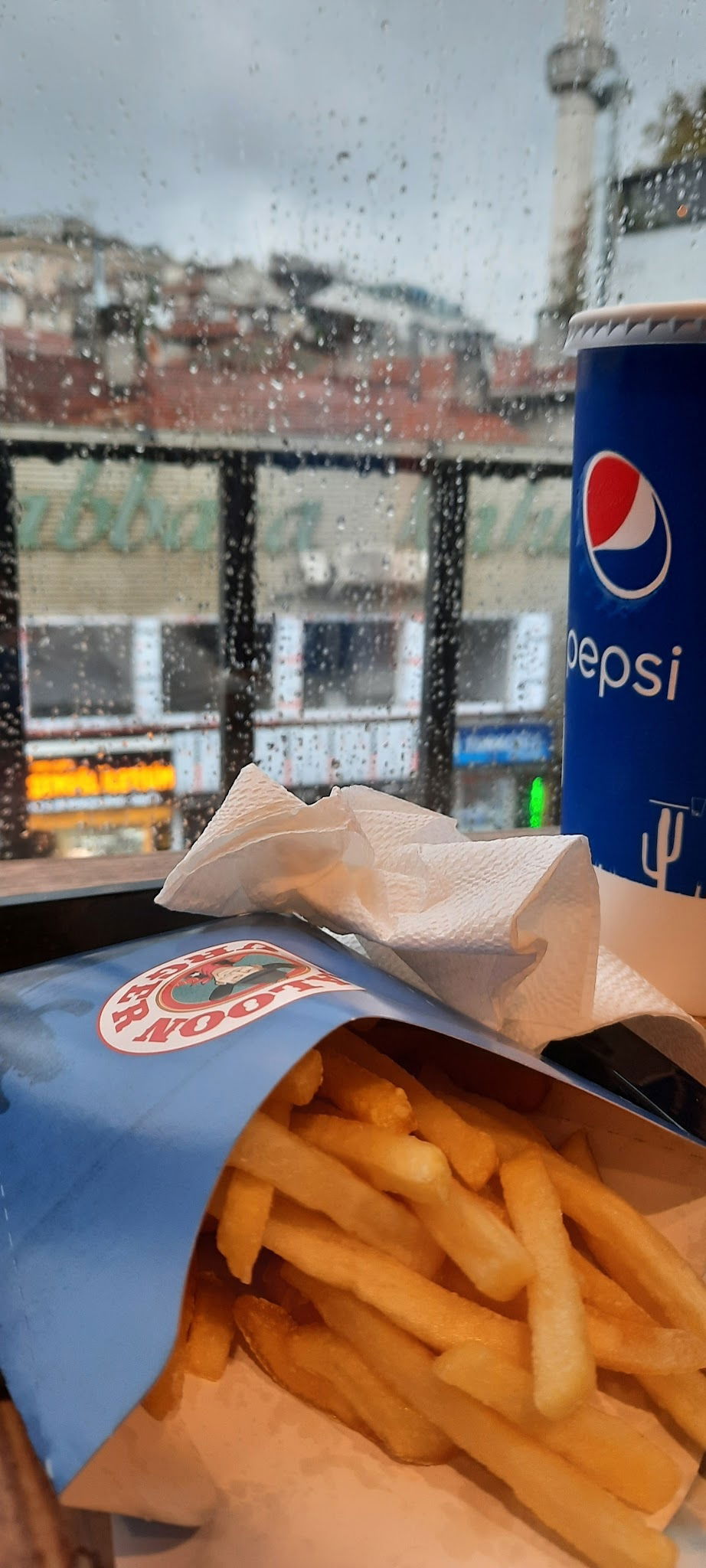 Saloon Burger Üsküdar