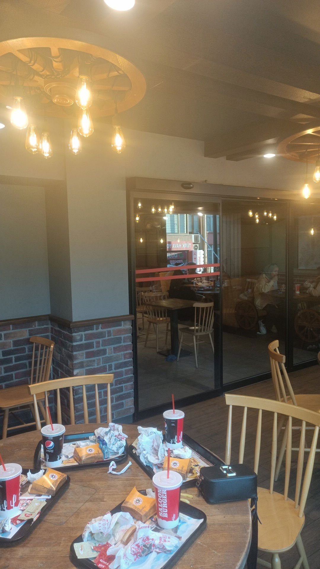 Saloon Burger Üsküdar