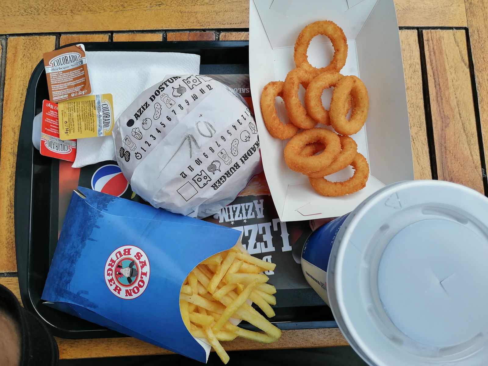 Saloon Burger Üsküdar